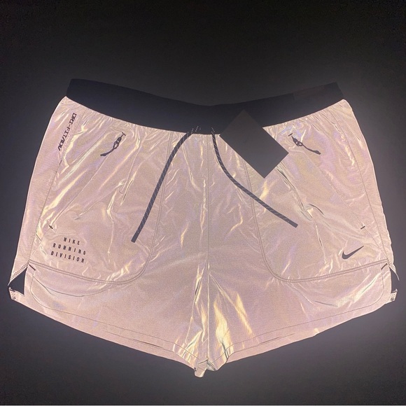 Nike Other - Nike Running Dri-FIT ADV 4" Shorts Mens L Reflective Boxer-Lined